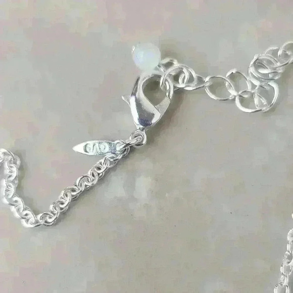 Avon silver tone necklace - Picture 9 of 17